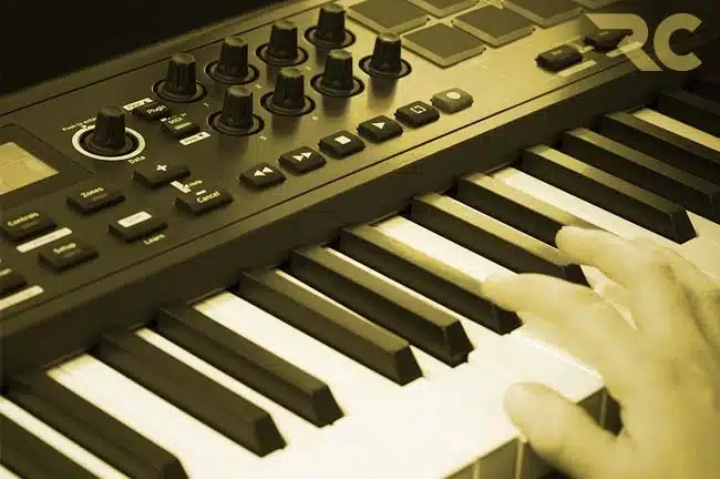 Glossary keyboard controller